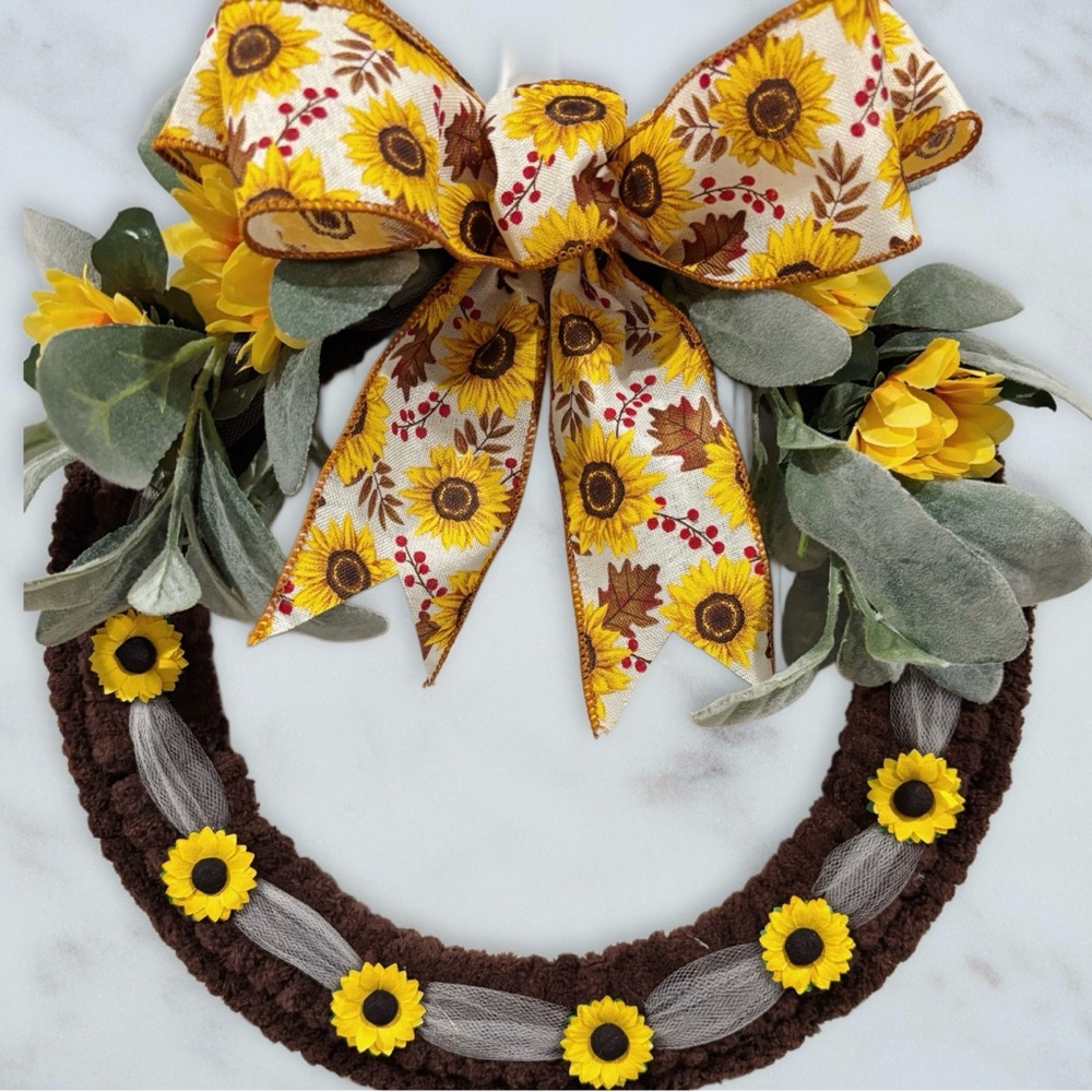 Sunflower and Bow Wreath